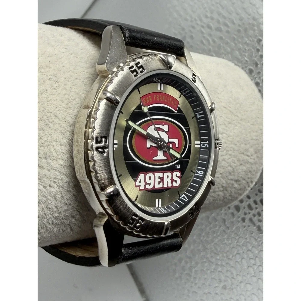 Fossil San Francisco 49ers NFL 1997 New Battery Mens Watch 38MM 7.75